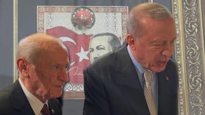 Beştepe'deki Cumhuriyet resepsiyonuna katılmayan Bahçeli'den hediye: AK Parti ve MHP arasında kriz iddiaları