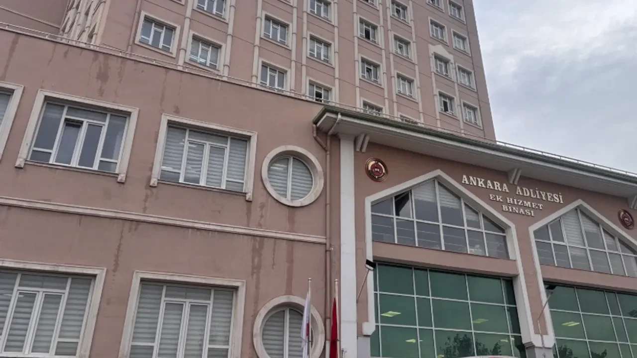 CHP&#039;nin kurultay iptal davasının beşinci duruşması görülecek