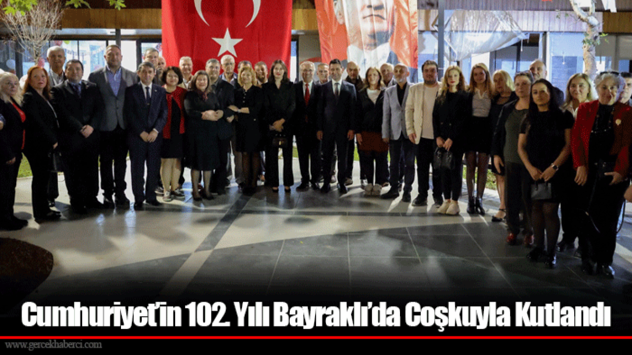 Cumhuriyet’in 102. Yılı Bayraklı’da Coşkuyla Kutlandı