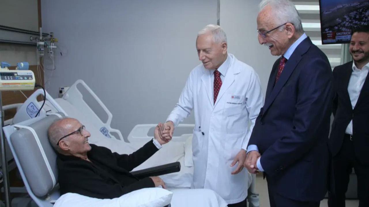 Eski CHP Genel Başkanı Hikmet Çetin taburcu edildi