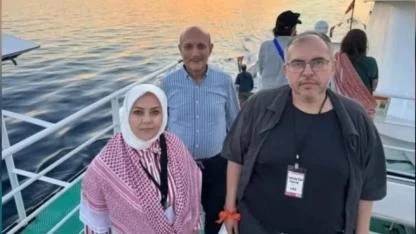 Gazze'ye doğru yola çıkan üç milletvekili İsrail tarafından alıkonuldu