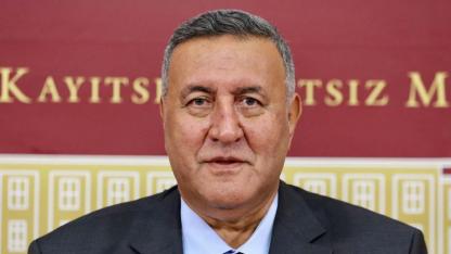 Gürer: “Memurlar arasında derin eşitsizlik sürüyor, Bakanlık sorunu görmezden geliyor”