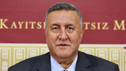 Gürer: “Memurlar arasında derin eşitsizlik sürüyor, Bakanlık sorunu görmezden geliyor”