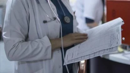 İstanbul’da FETÖ operasyonu: 3'ü kamu, 2'si özel sektörde çalışan 5 doktor yakalandı