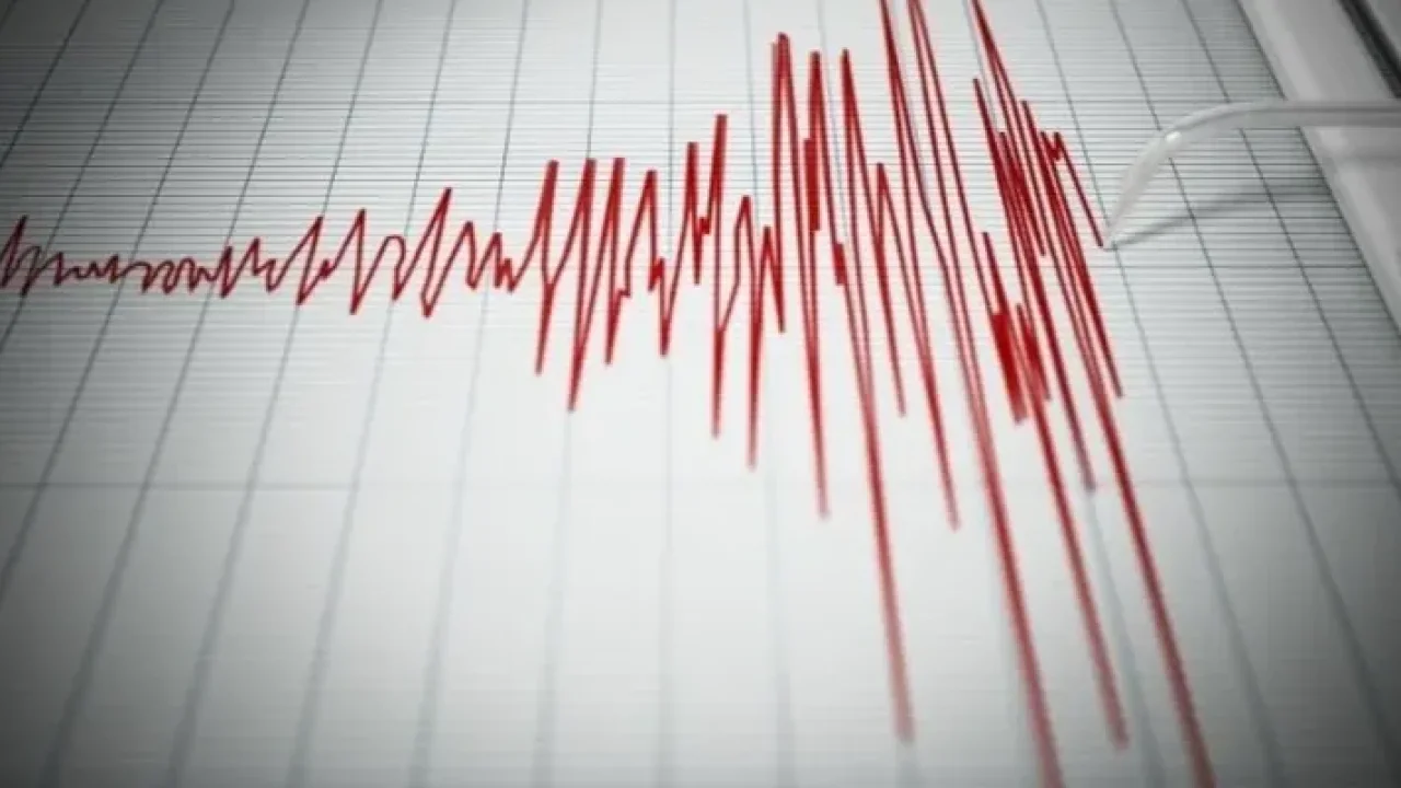 Marmara&#039;da deprem: Kandilli&#039;ye göre 5,3 AFAD&#039;a göre 5 büyüklüğünde