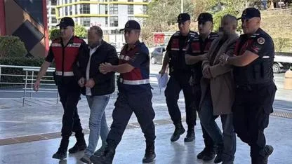 Sahte kimlikle başkasına ait 1,5 milyon euroluk arsa satan 5 kişi tutuklandı