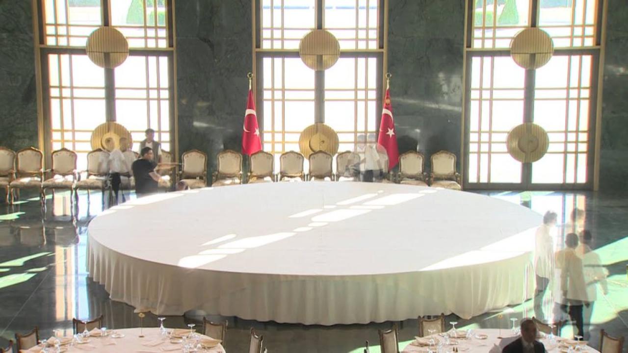 Saray mutfağı bir yılda 30 milyon lira harcadı