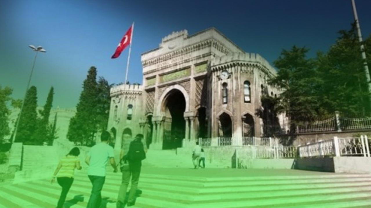 Üniversitelerde Cuma boşluğu: Ders programları namaza göre ayarlanıyor
