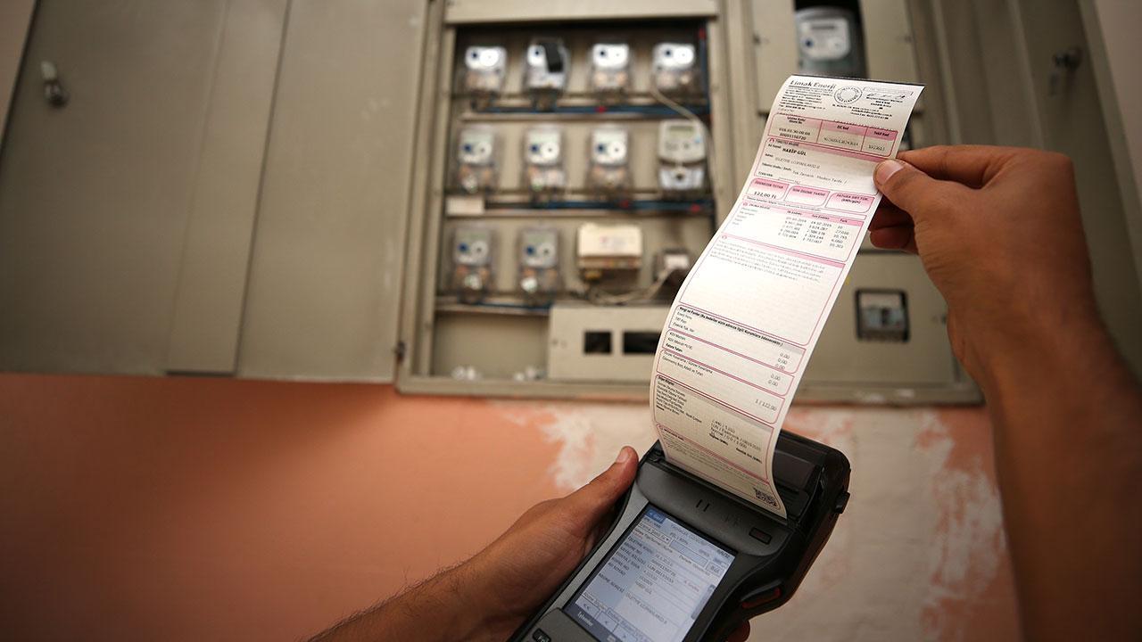 Vatandaşlardan &#039;elektrik tarifesi&#039; tepkisi: Mum mu yakalım, ne yapmamız gerekiyor?