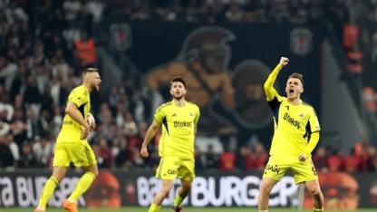 5 gollü derbi nefes kesti! Fenerbahçe geriden gelerek kazandı | Beşiktaş - Fenerbahçe maç sonucu: 2-3