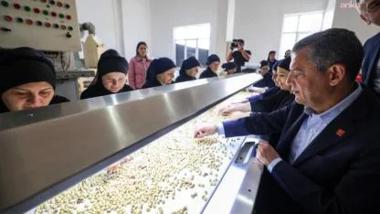 CHP Genel Başkanı Özel: Bu yüksek faizlerle maalesef ne ot yeşerir ne yaprak yeşerir