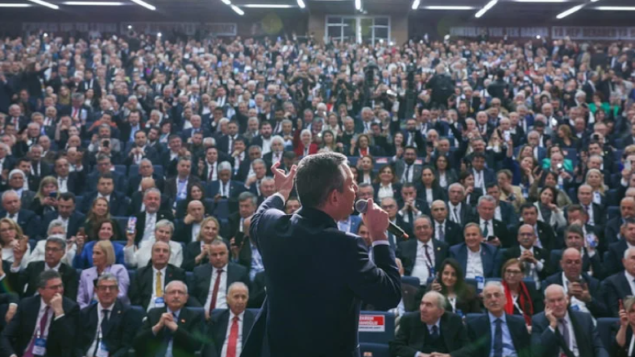 CHP &#039;Şimdi İktidar Zamanı&#039; sloganıyla Kurultay&#039;a hazırlanıyor