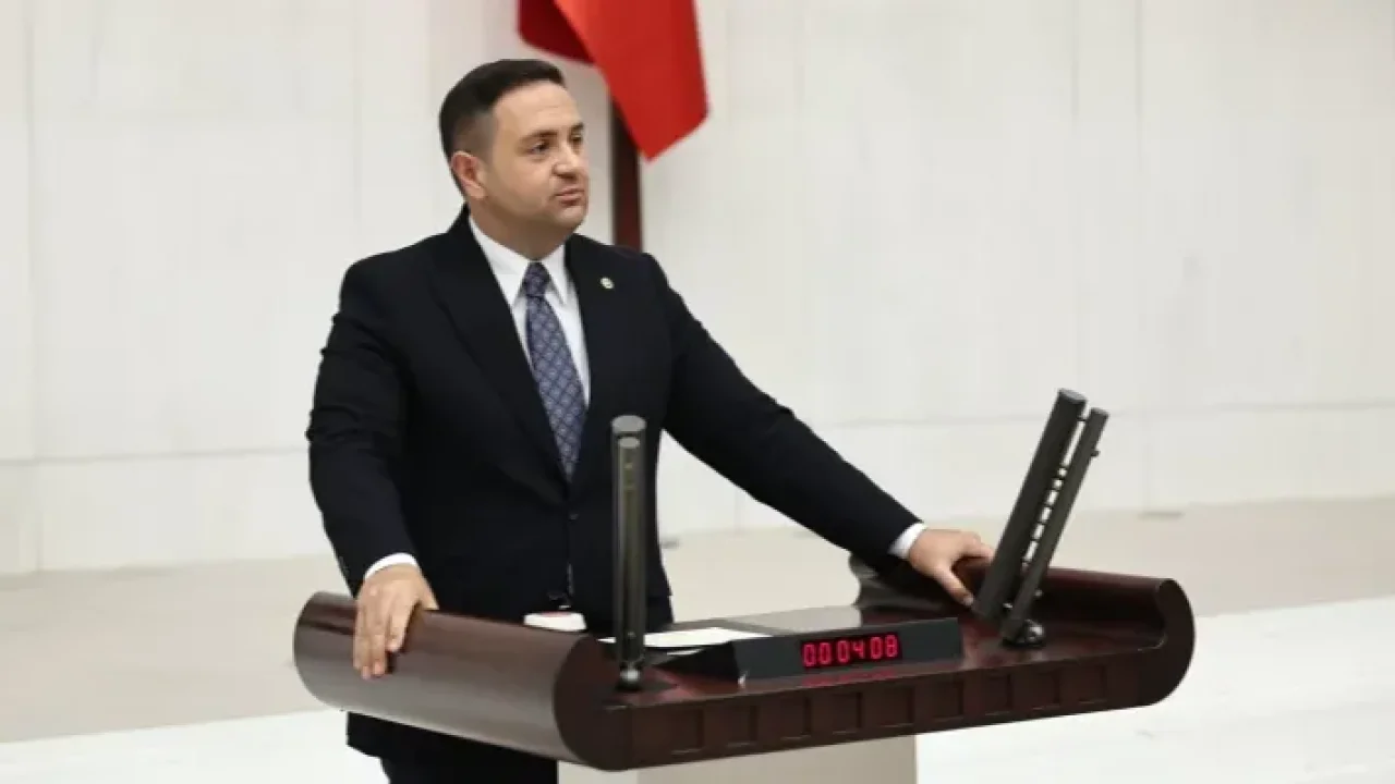 CHP&#039;li vekil &#039;TRT&#039;ye çıkacak&#039;: Canlı mı verir banttan mı, bilemem