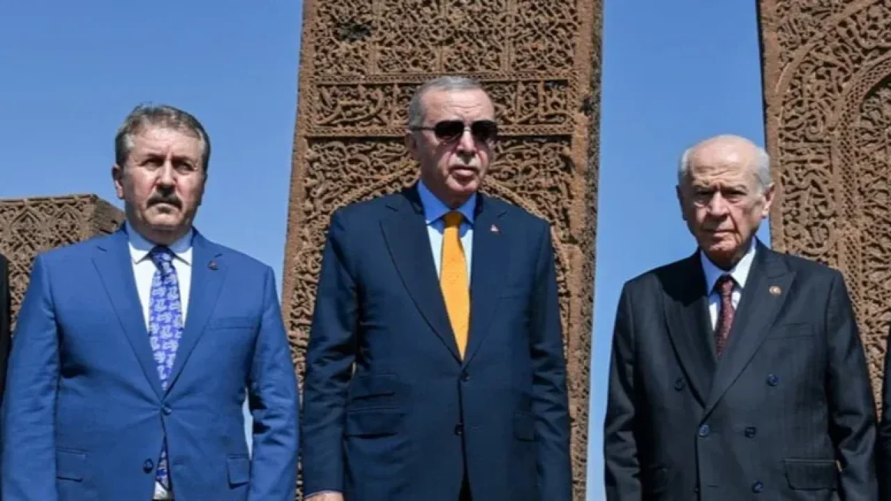 Cumhur İttifakı&#039;nda İmralı çatlağı: Tavrını net koydu!