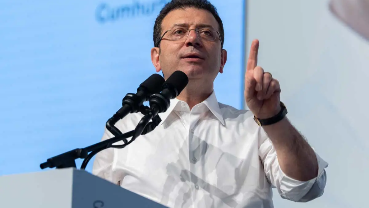 Ekrem İmamoğlu&#039;nun da olduğu 407 sanıklı İBB iddianamesi kabul edildi