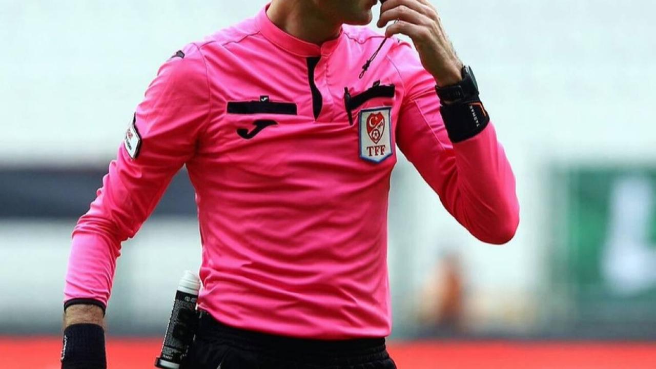 Futbolda bahis soruşturması: 17&#039;si hakem 19 kişiye tutuklama talebi