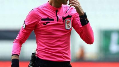 Futbolda bahis soruşturması: 17'si hakem 19 kişiye tutuklama talebi