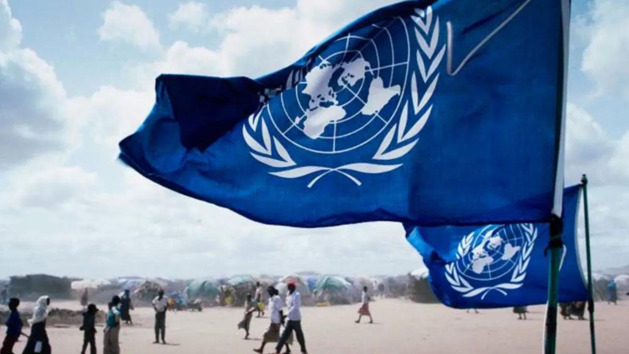 İsrail şimdi de BM güçlerine saldırdı