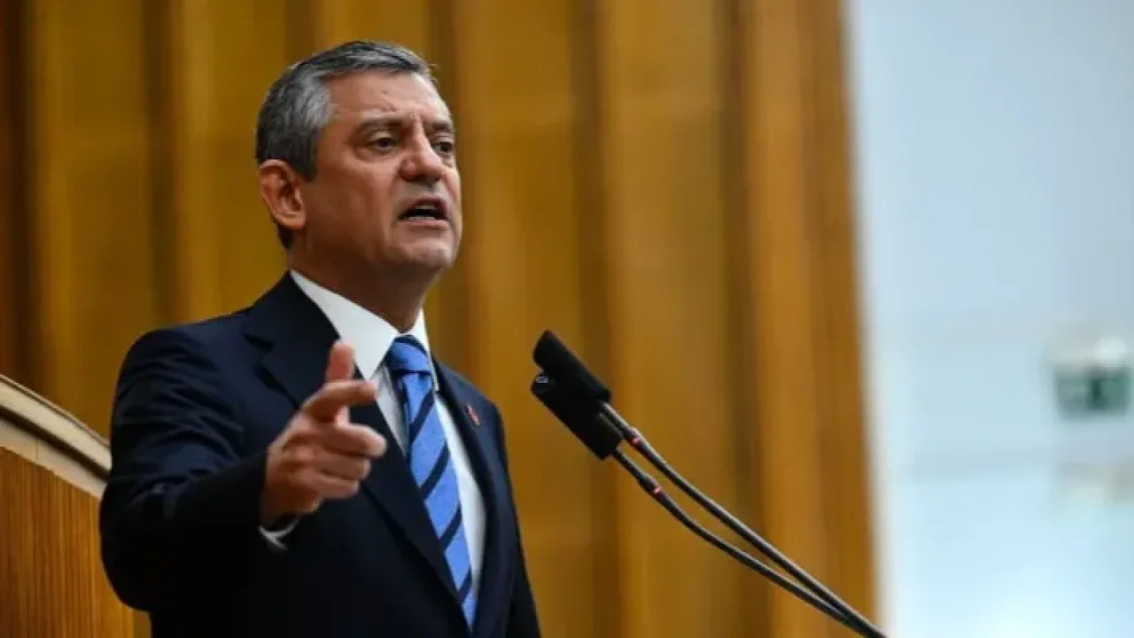 Özgür Özel, Akın Gürlek&#039;e yarın akşama kadar mühlet verdi