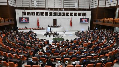 Özgür Özel'in de aralarında olduğu 12 milletvekilinin dokunulmazlık dosyası Meclis'e sevk edildi