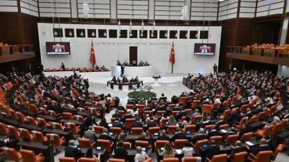 Özgür Özel'in de aralarında olduğu 12 milletvekilinin dokunulmazlık dosyası Meclis'e sevk edildi