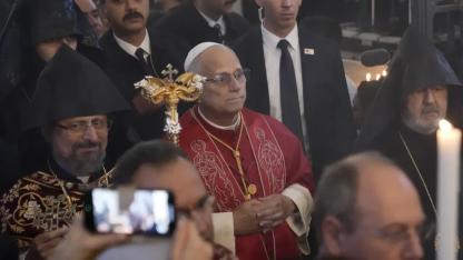 Papa, Apostolik Katedrali'ni ziyaret ediyor