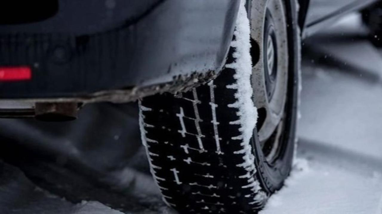 Sürücüler dikkat! Kış lastiği uygulaması hafta sonu başlıyor