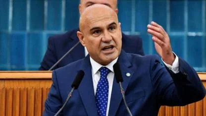 Turhan Çömez'den 'saygısız' tıp öğrencisine tepki: Ata'na bu nefretin neden