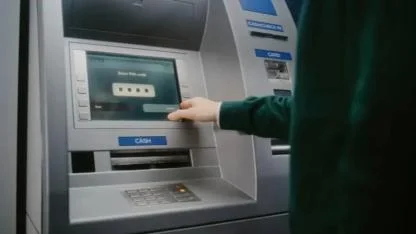 1 Ocak'tan itibaren kartını ATM'ye takan bu yazıyla karşılaşacak