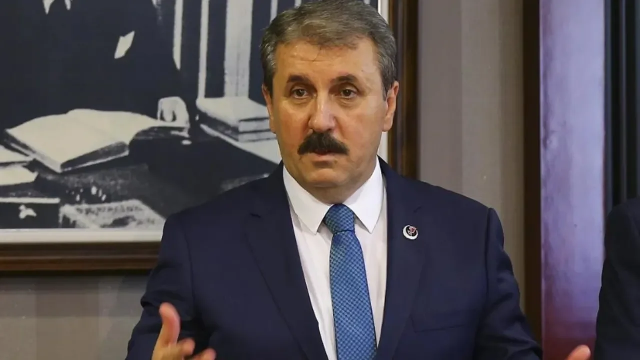 BBP Genel Başkanı Destici&#039;den asgari ücret çıkışı: Aklındaki zam talebini açıkladı