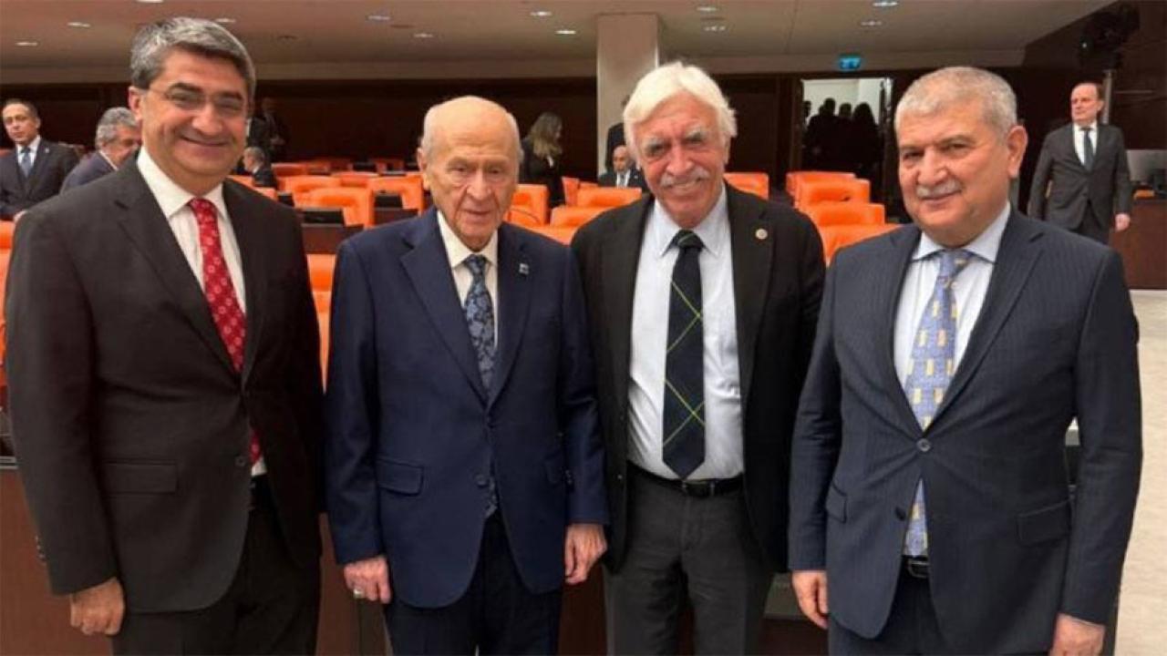 Bütçe görüşmelerinde dikkat çeken fotoğraf: Bahçeli ve Çandar aynı karede