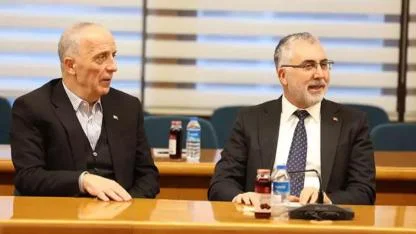 Çalışma Bakanı Işıkhan, asgari ücret toplantısı öncesi Türk-İş'i ziyaret etti