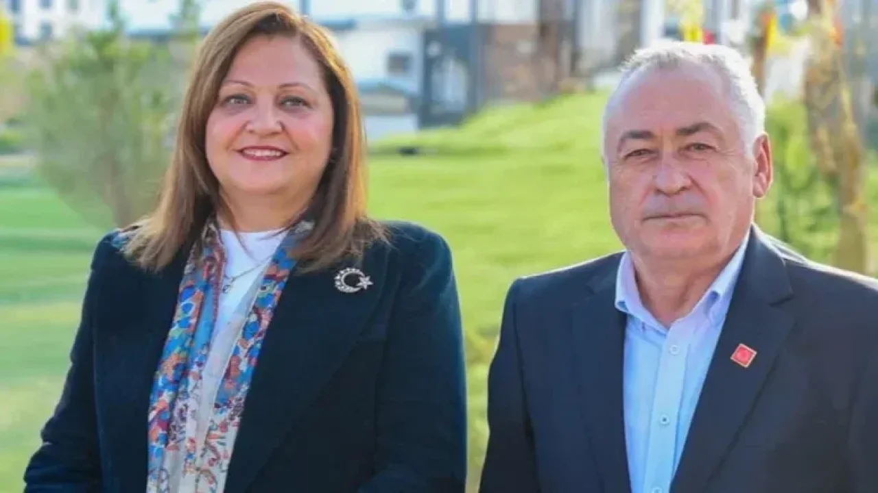 "CHP'li başkanın paylaşımlarını beğenen sağlık çalışanları sürüldü" iddiası