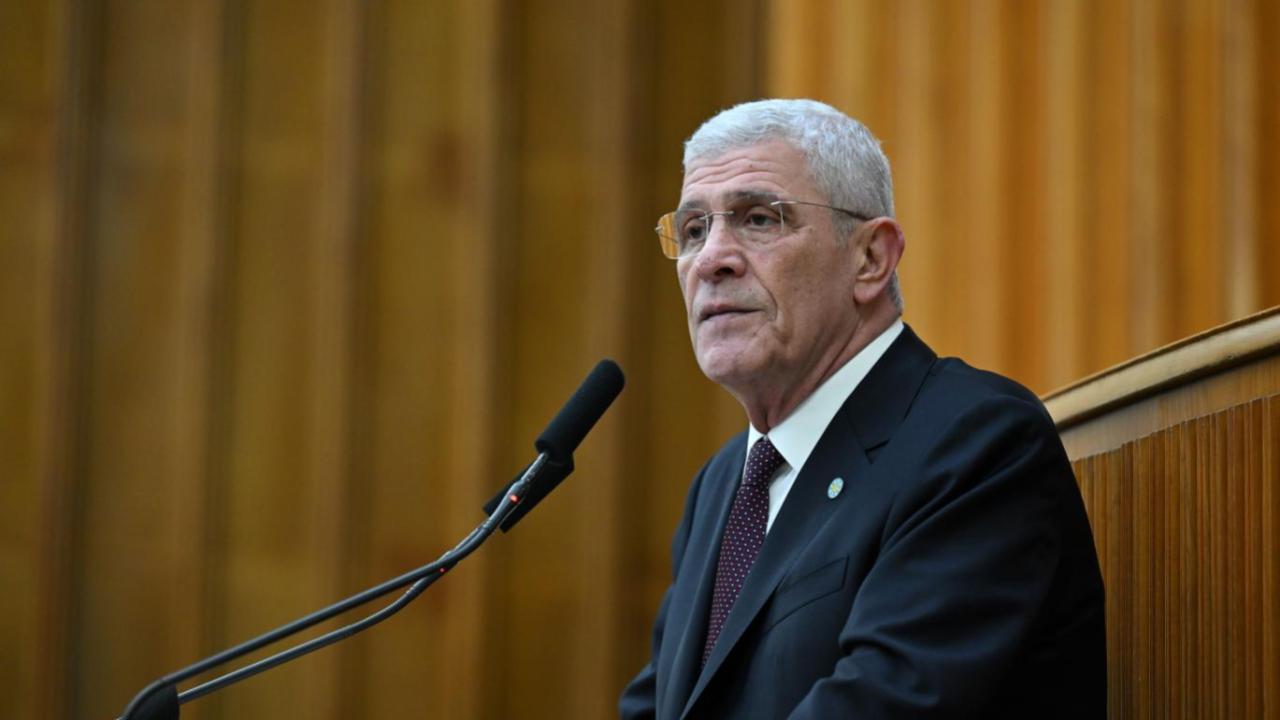 Dervişoğlu: Tavizleri kürsülerden veriyorsunuz, raconları köşe yazılarından kesiyorsunuz