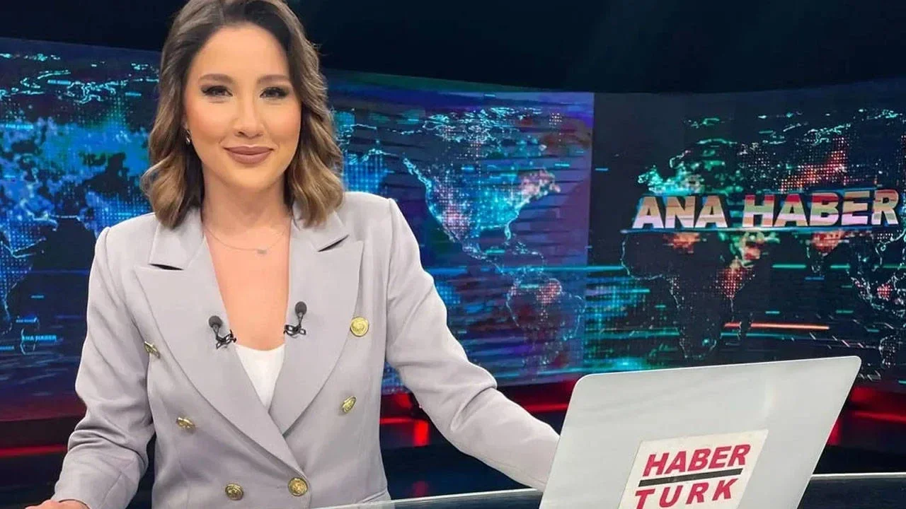 Eski Habertürk spikeri Nur Köşker&#039;den Mehmet Akif Ersoy&#039;a taciz suçlaması