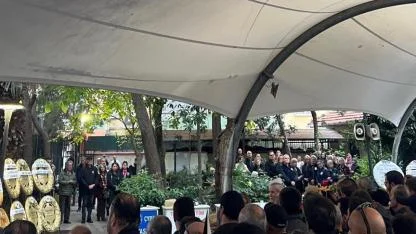 Karşıyaka Camiası Yasta: Çarşı Grubu'nun Efsane İsmi Tamer Adışen Son Yolculuğuna Uğurlandı