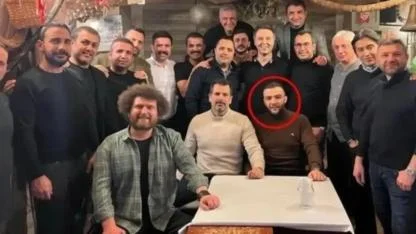 Mehmet Akif Ersoy ile aynı karedeydi: O isim de gözaltına alındı