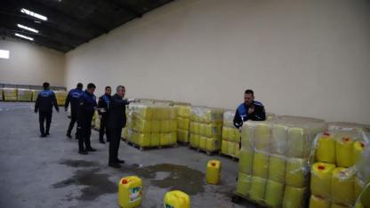 Mersin’de gıdada sahtecilik: Su karıştırılmış 73 bin litre sıvı yağ ele geçirildi