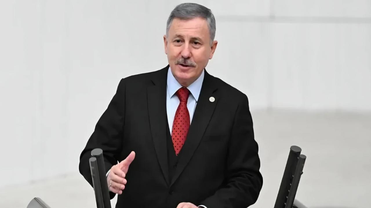 Özdağ: Üst Bürokratlara Yapılan Gece Yarısı Zammı Kamu Reformuna Darbedir