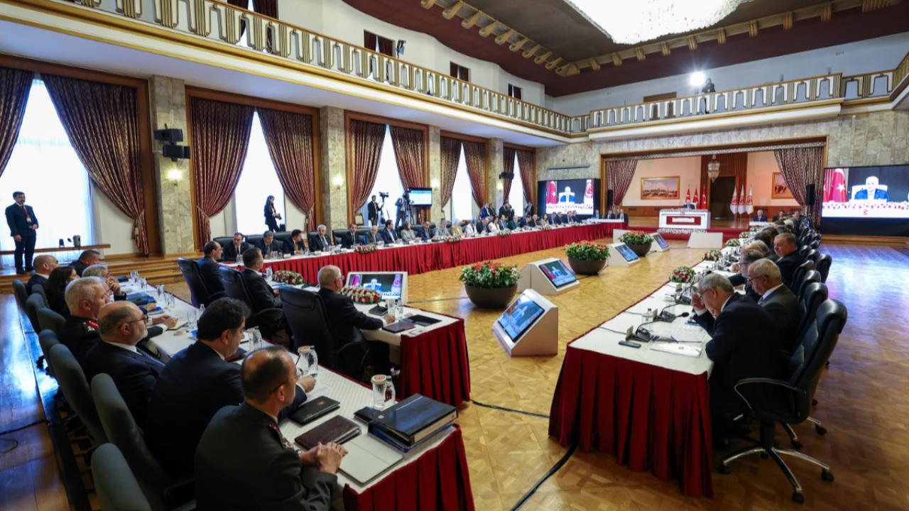 Süreç Komisyonu raporları: CHP pazartesi, AK Parti ise Erdoğan’a gösterdikten sonra sunacak