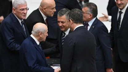 TBMM'den görüntüler: Liderler 'bütçe' için bir araya geldi