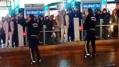 Üç partiyi bir araya getiren video