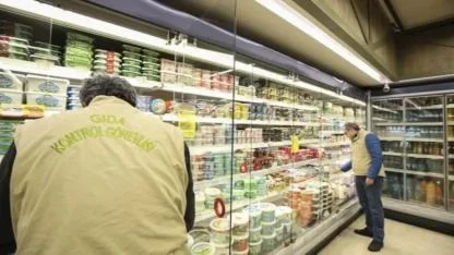 Uygunsuz gıdaya ceza yağdı: 141 milyon 303 bin 503 lira kesildi