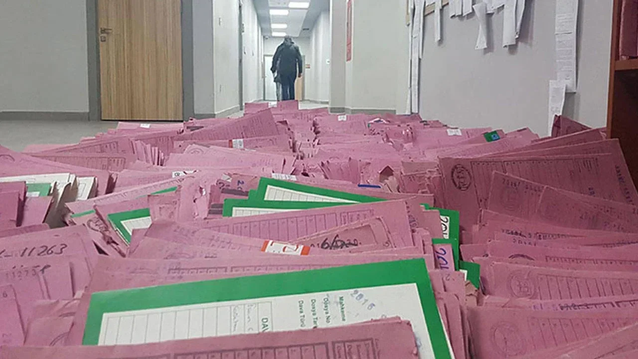 ''16 Ocak itibarıyla icra dairelerindeki toplam dosya sayısı 24 milyon 38 bin"