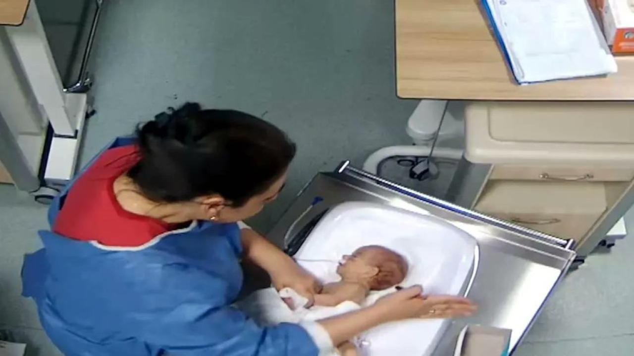 5 günlük bebek engelli kaldı, aile gerçeği 3 yıl sonra öğrendi! Bebeğe şiddet uygulayan hemşire tutuklandı