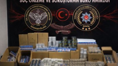 İzmir’de kaçak sigara operasyonu: 500 bin adet makaron ele geçirildi