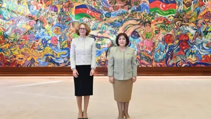NATO Genel Sekreter Yardımcısı Shekerinska, Azerbaycan Milli Meclis Başkanı Gafarova ile bir araya geldi
