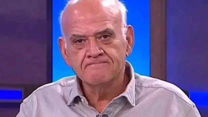 Ahmet Çakar kaybettiği dava sonrası Hadise'den özür diledi