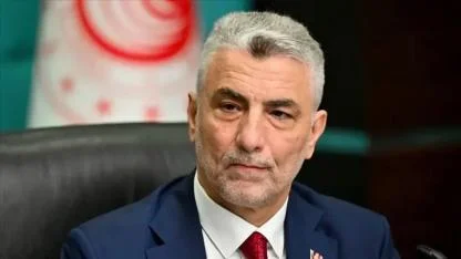 Bakan Bolat'tan Özgür Özel'in gümrük muafiyeti eleştirilerine sert tepki: Bilgi kirliliği, kavgacı ve yalanlarla dolu siyasi propagandanızın aracı olamaz