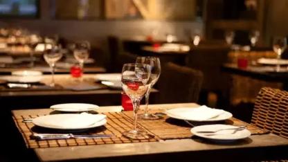 Bakanlık düğmeye bastı: Restoranlarda servis ücreti kaldırılıyor!